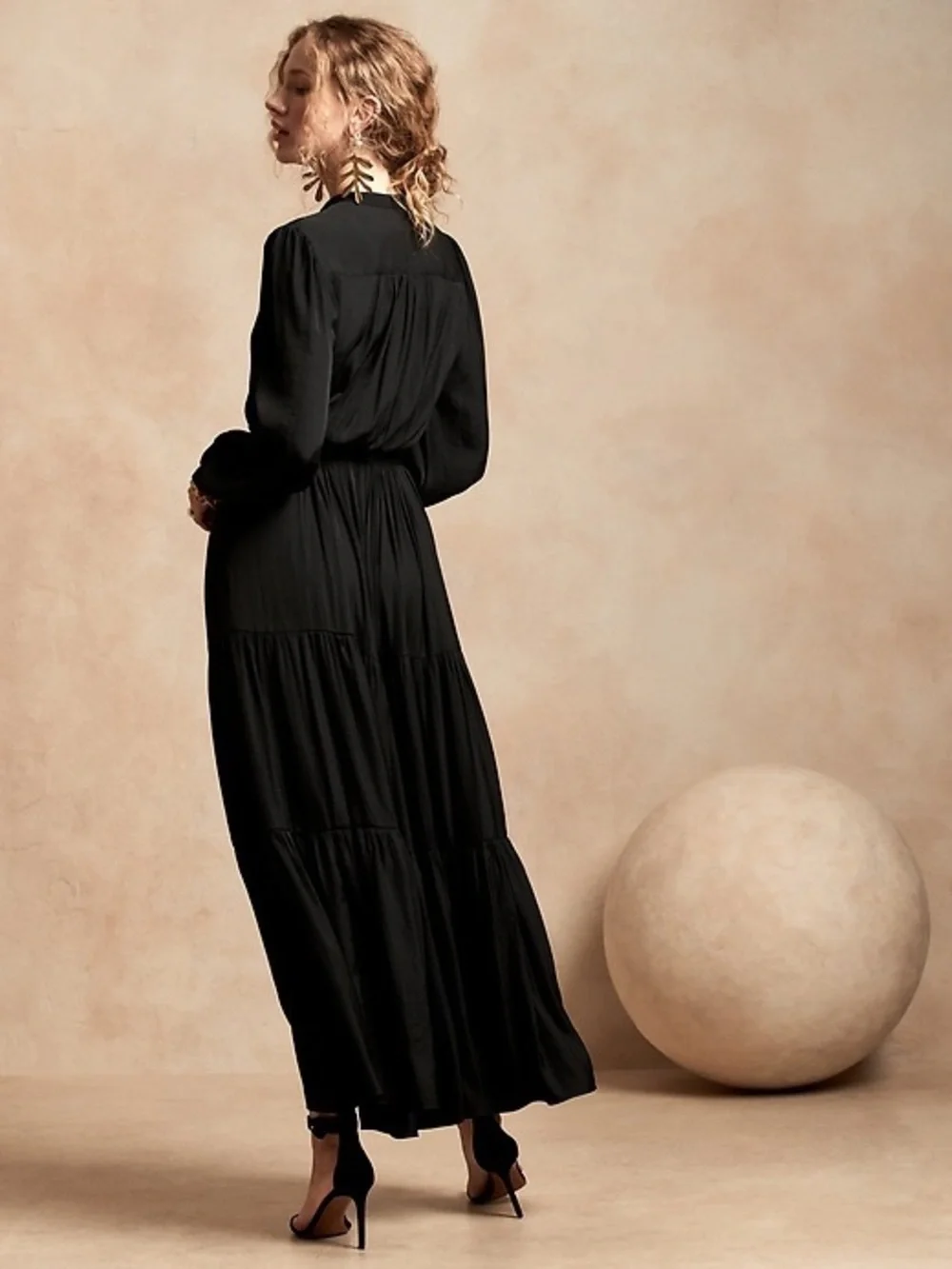 Banana Republic Black Long Sleeve Dress - Picture 2 of 6
